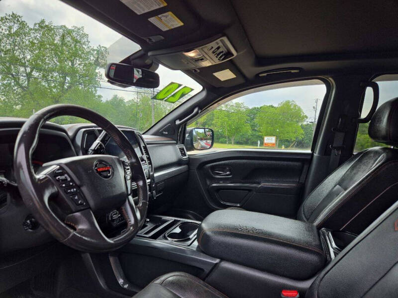 2020 Nissan Titan