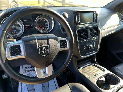 2016 Dodge Grand Caravan R/T