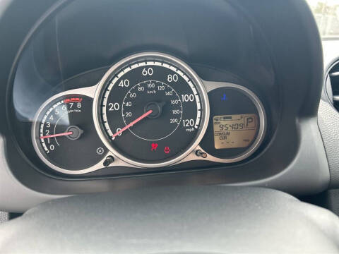 2012 Mazda MAZDA2 Touring