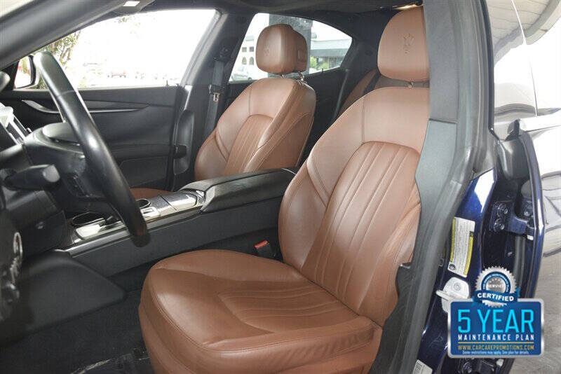 2015 Maserati Ghibli