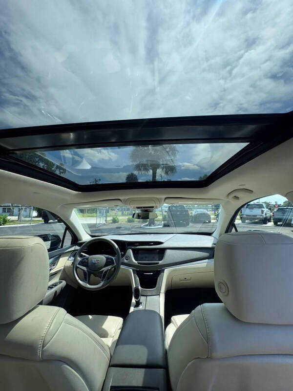 2017 Cadillac XT5 Luxury