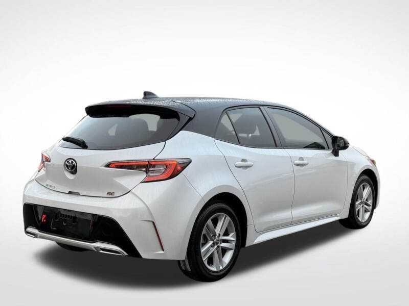 2022 Toyota Corolla Hatchback SE