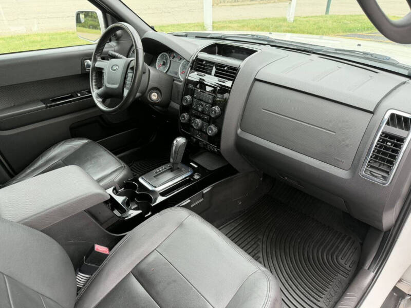 2011 Ford Escape Limited