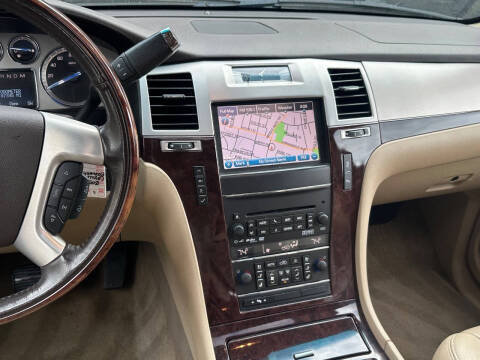 2013 Cadillac Escalade Luxury