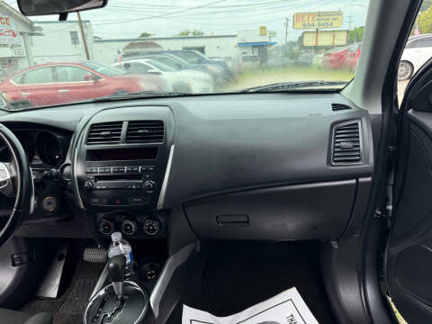 2013 Mitsubishi Outlander Sport ES