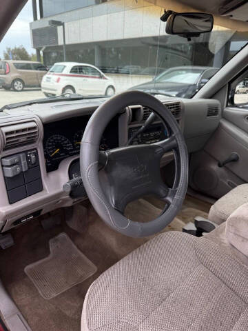 1996 Chevrolet S-10 LS