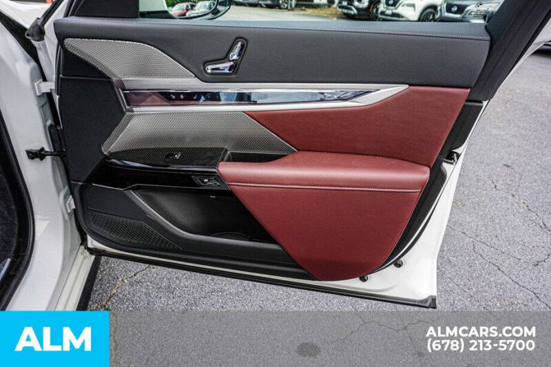 2025 BMW i7 eDrive50