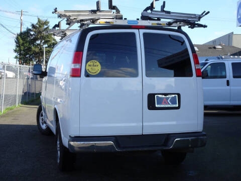 2018 GMC Savana 2500
