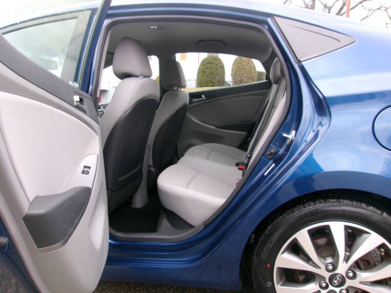 2017 Hyundai Accent Value Edition