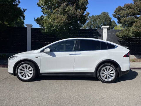 2020 Tesla Model X Long Range