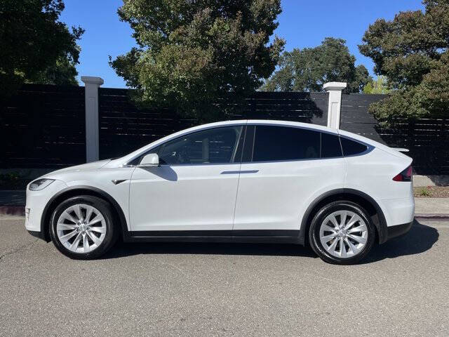 2020 Tesla Model X Long Range
