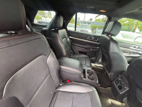 2017 Ford Explorer Sport