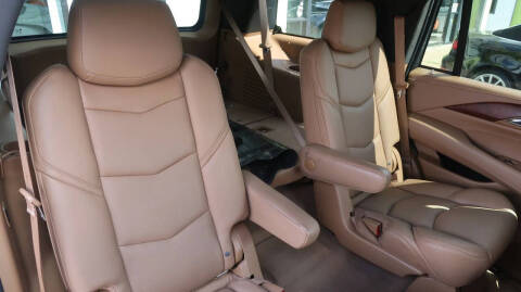 2017 Cadillac Escalade Platinum