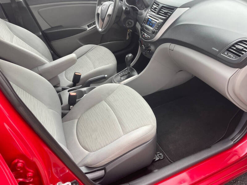 2015 Hyundai Accent GLS