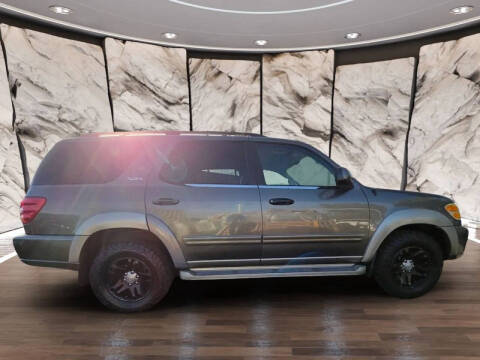 2003 Toyota Sequoia SR5
