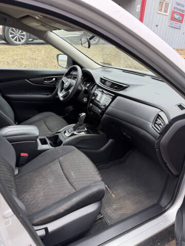 2017 Nissan Rogue S