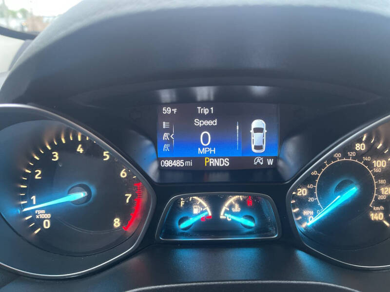 2017 Ford Escape SE
