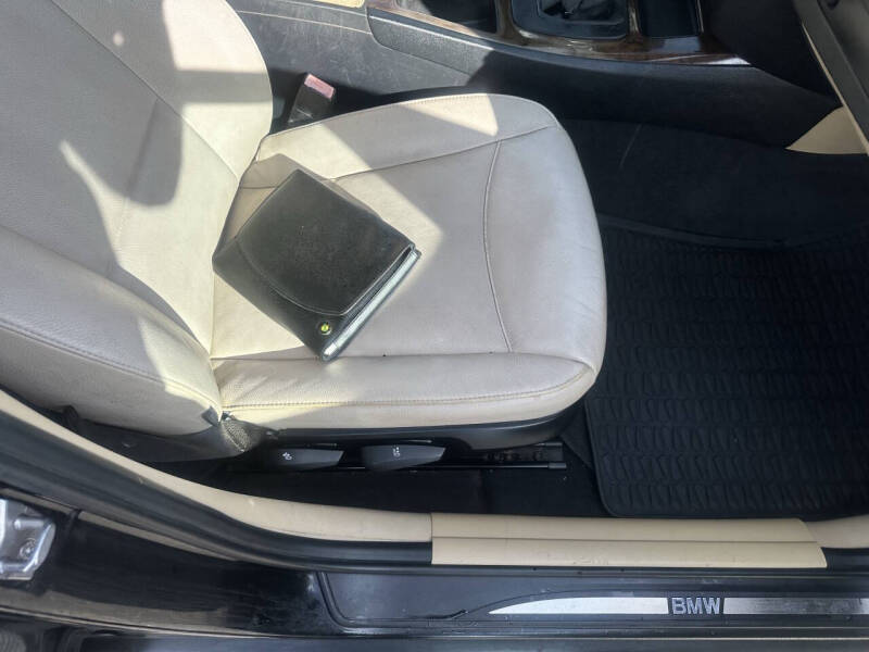 2011 BMW 3 Series 328i