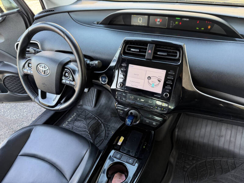 2021 Toyota Prius XLE