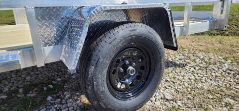 2026 QSA 82x12 Alum Utility