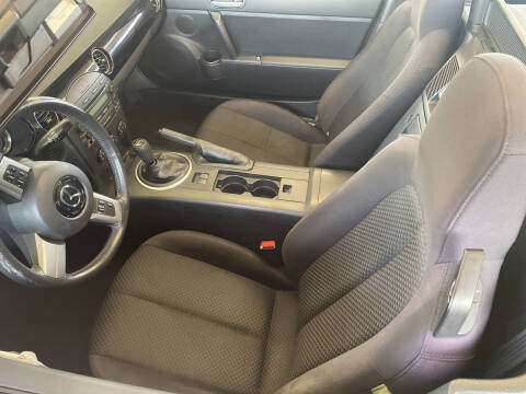 2006 Mazda MX-5 Miata Sport