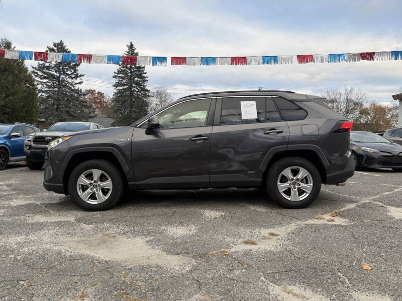 2020 Toyota RAV4 Hybrid XLE