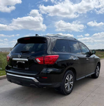 2020 Nissan Pathfinder S