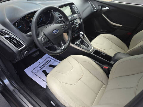 2017 Ford Focus Titanium