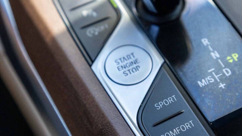 2020 BMW 3 Series 330i