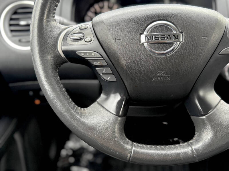 2018 Nissan Pathfinder Platinum