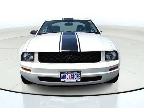 2009 Ford Mustang V6 Deluxe
