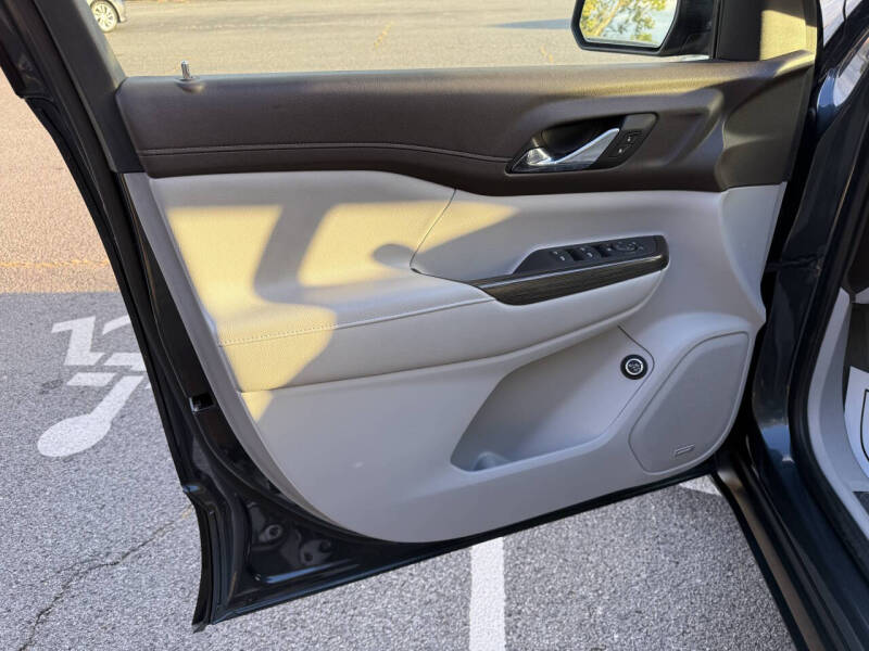 2019 GMC Acadia SLT-1