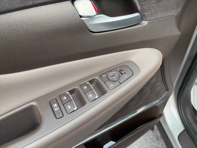 2020 Hyundai Santa Fe SEL 2.0T