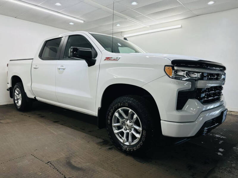 2022 Chevrolet Silverado 1500 for sale at Champagne Motor Car Company in Willimantic CT