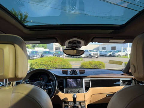 2018 Porsche Macan S