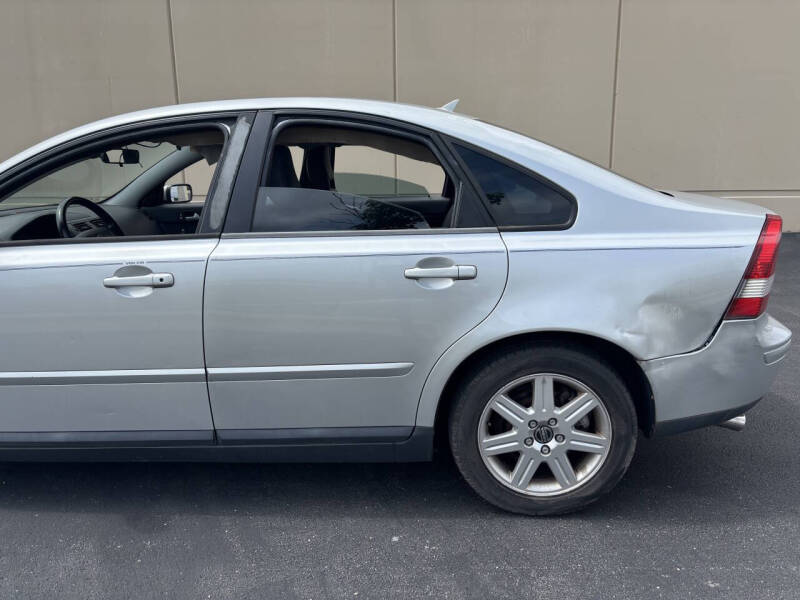 2005 Volvo S40 T5