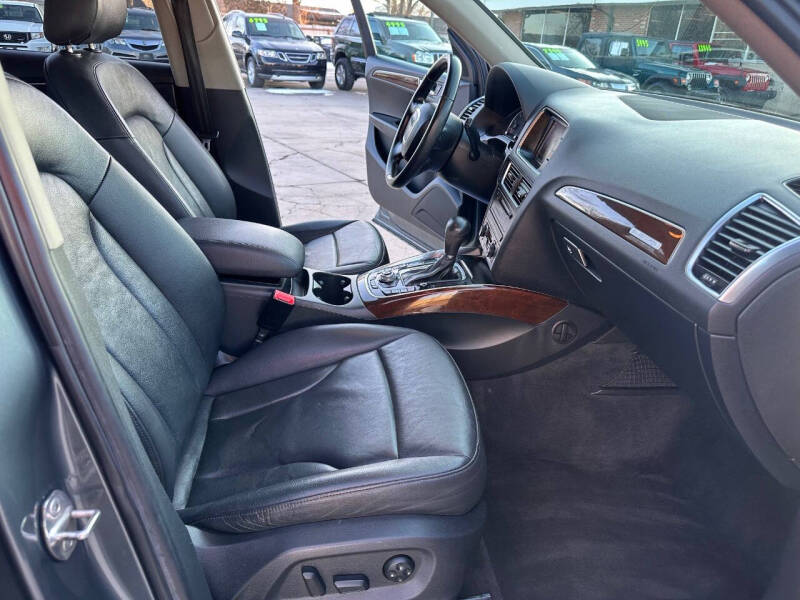 2012 Audi Q5 3.2 quattro Premium Plus