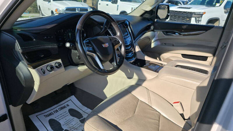 2020 Cadillac Escalade Luxury