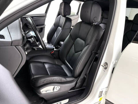 2017 Porsche Macan GTS