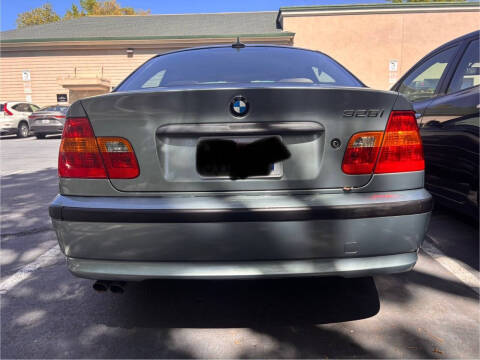 2005 BMW 3 Series 325i