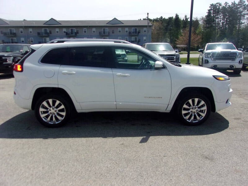 2017 Jeep Cherokee Overland