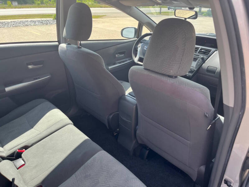 2012 Toyota Prius v Two