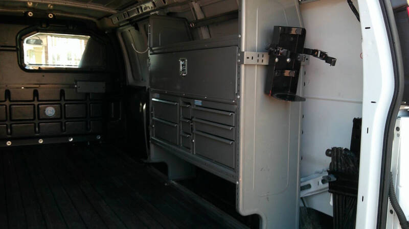 2023 GMC Savana 2500