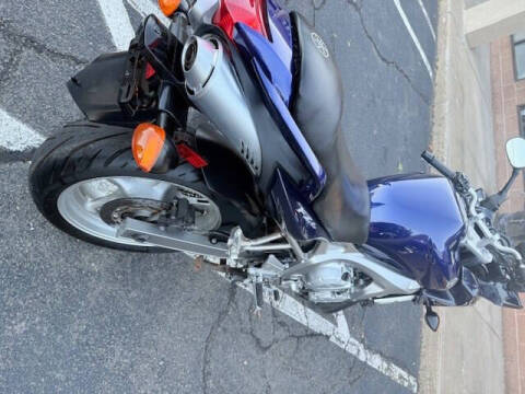 2005 Yamaha FZ6