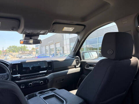 2023 GMC Sierra 1500 Elevation Standard