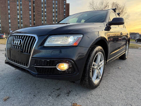 2013 Audi Q5 for sale at Supreme Auto Gallery LLC in Kansas City MO