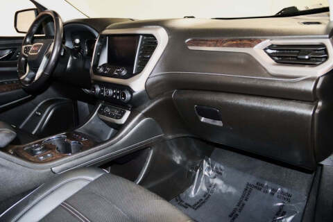2022 GMC Acadia Denali