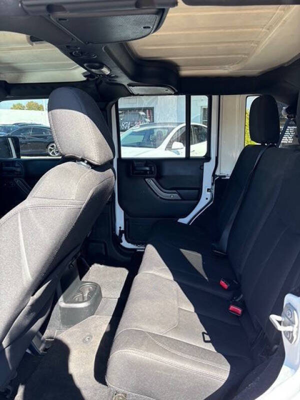 2017 Jeep Wrangler Unlimited Sport