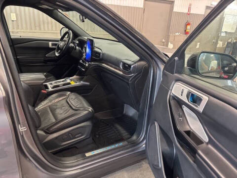 2021 Ford Explorer Platinum