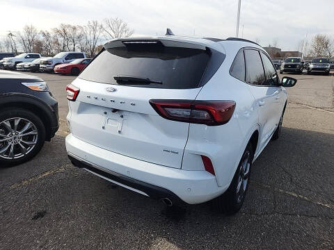 2023 Ford Escape ST-Line